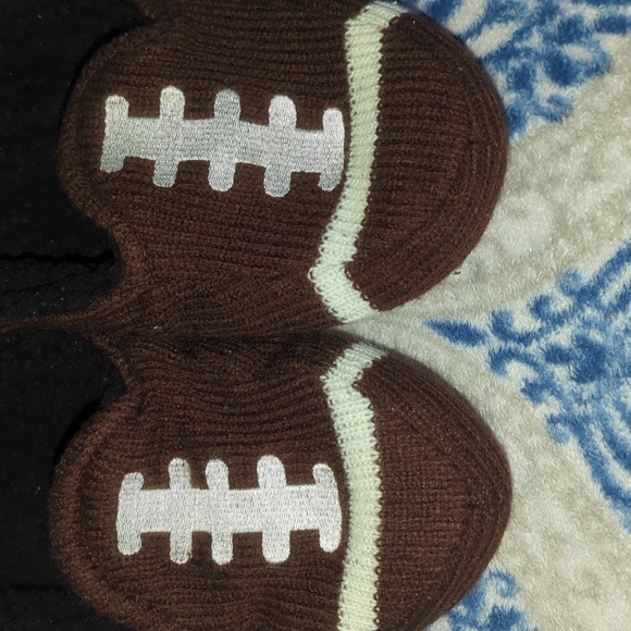 Soft 🏈 Slippers - Picture 3 of 9